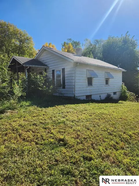 3751 Kansas Ave, Omaha, NE 68111