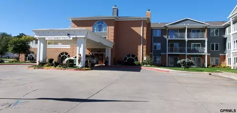 3001 S 51 Street Ct #277, Lincoln, NE 68506