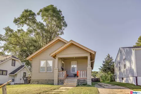 3739 Maple St, Omaha, NE 68111