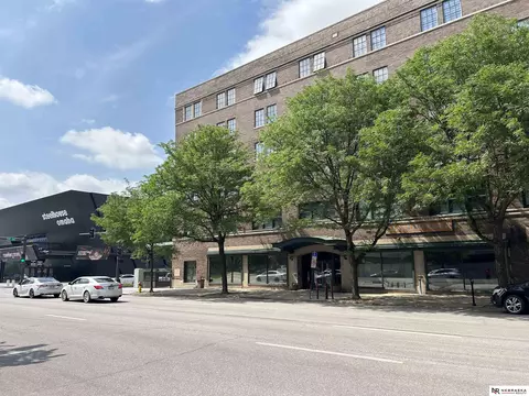 1024 Dodge St #202, Omaha, NE 68102