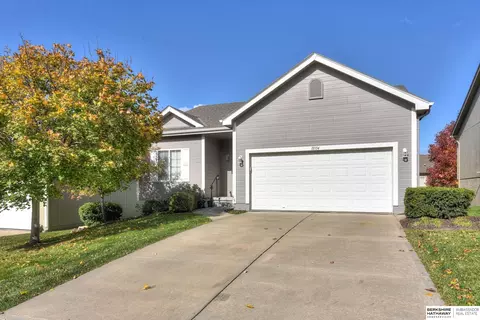 18934 Anne St, Omaha, NE 68135
