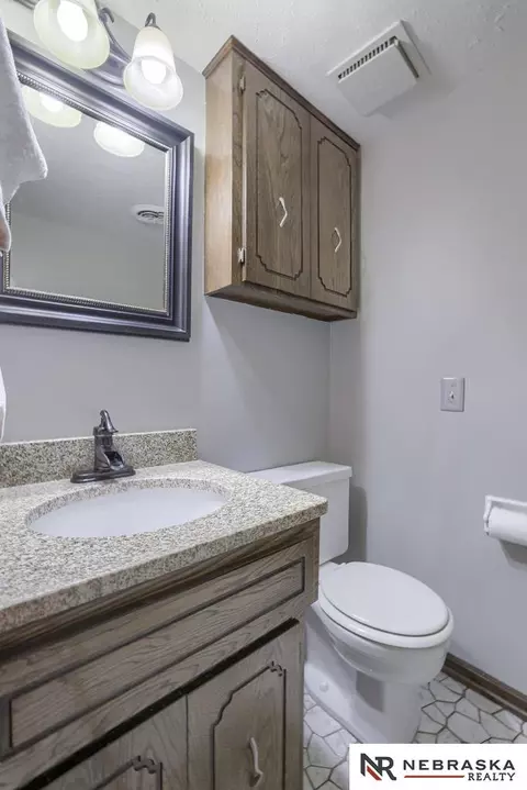 1018 Day Dr, Bellevue, NE 68005 photo 13