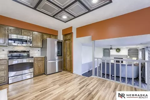 1018 Day Dr, Bellevue, NE 68005 photo 9