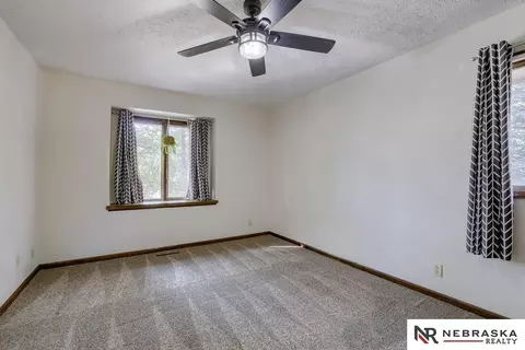 1018 Day Dr, Bellevue, NE 68005 photo 21