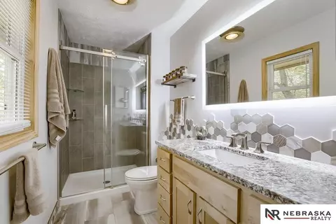 1018 Day Dr, Bellevue, NE 68005 photo 18
