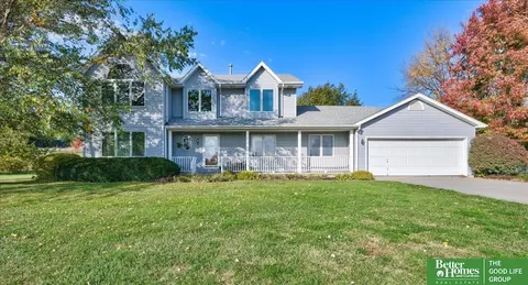 11930 S 194th St, Gretna, NE 68028