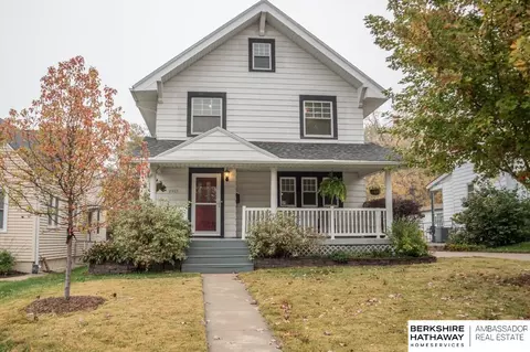 2217 S 32 Ave, Omaha, NE 68105