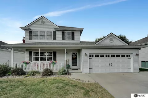 7411 S 18th St, Lincoln, NE 68512