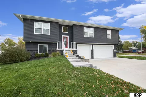 602 Jefferson St, Waterloo, NE 68069