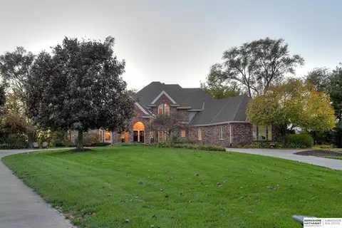 3502 N 216 St, Omaha, NE 68022