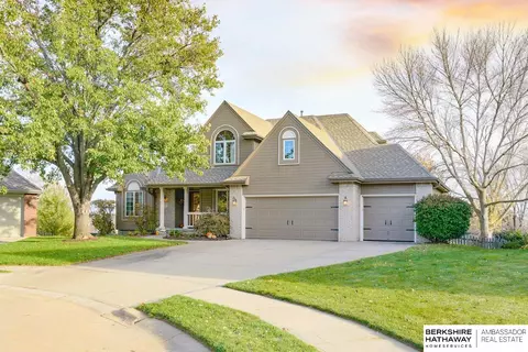 17219 V Cir, Omaha, NE 68135