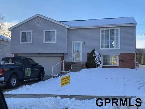 14426 S 35th St, Bellevue, NE 68123