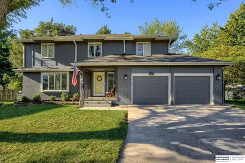 21305 Oldgate Cir, Omaha, NE 68022
