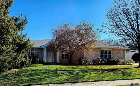 6000 Culwells Rd, Lincoln, NE 68516