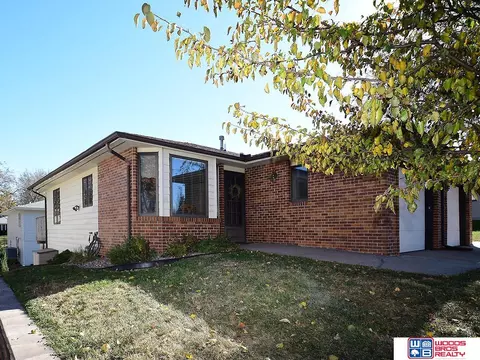 5432 Sea Mountain Rd #5432, Lincoln, NE 68521