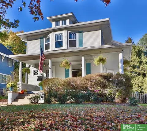 5016 Davenport St, Omaha, NE 68132