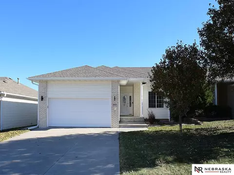 6930 S 88th St, Lincoln, NE 68526