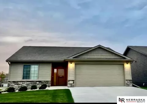 2602 N 202 Ave, Elkhorn, NE 68022