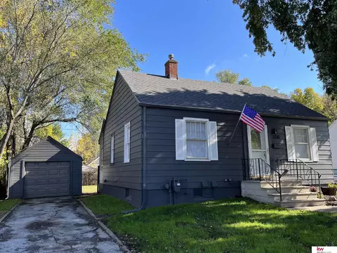 5335 N 29 St, Omaha, NE 68111
