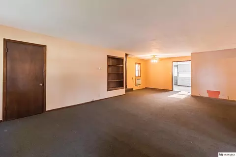165 S 3rd St, Springfield, NE 68059 photo 2