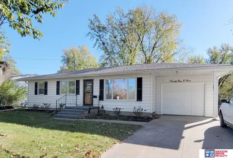 2109 Lincoln St, Beatrice, NE 68310