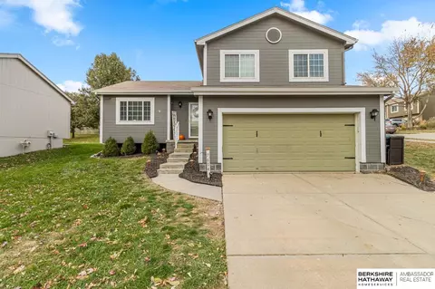 7604 Fillmore St, Omaha, NE 68122
