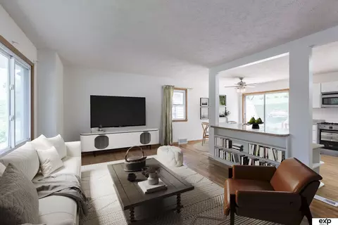 7161 N 39 St, Omaha, NE 68112