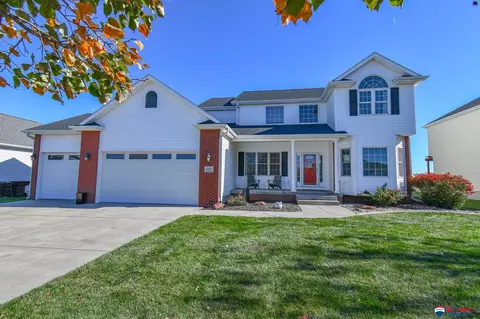 10250 N 152nd St, Waverly, NE 68462