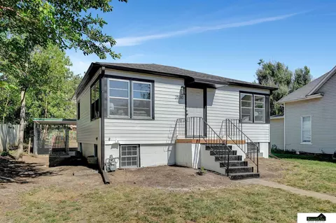 2530 H St, Lincoln, NE 68510