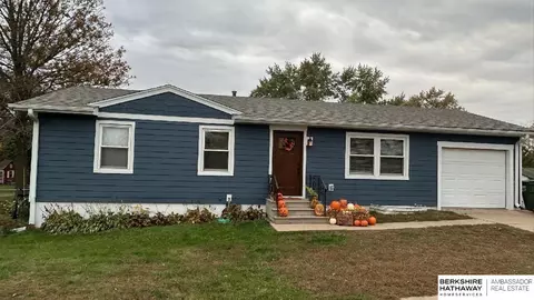 309 W Young St, Plattsmouth, NE 68409