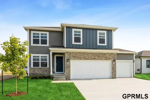 8503 S 184th St, Omaha, NE 68136