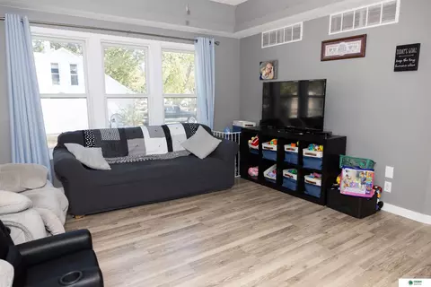 204 E P St, Mccool Junction, NE 68401 photo 6