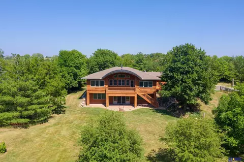 10861 NW 70th St, Raymond, NE 68428