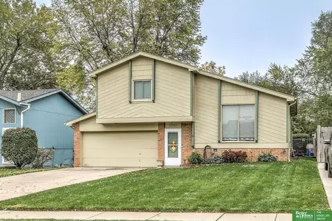 12929 Browne St, Omaha, NE 68164