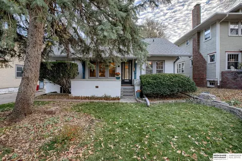 2111 Sewell St, Lincoln, NE 68502