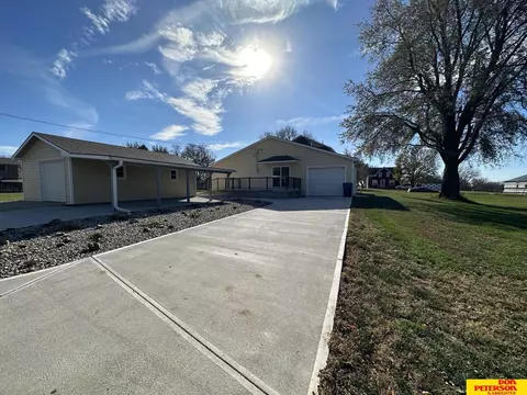 Exterior - 200 Diamond St, Lyons, NE 68038 photo 10 of 12
