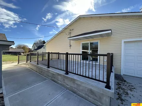 Exterior - 200 Diamond St, Lyons, NE 68038 photo 5 of 12