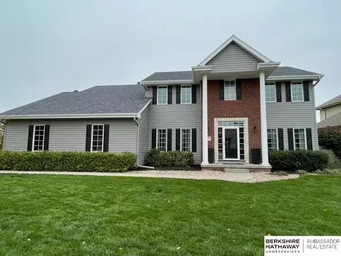 18655 Van Camp Dr, Omaha, NE 68130