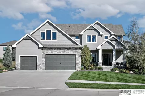 3107 N 179 St, Omaha, NE 68116