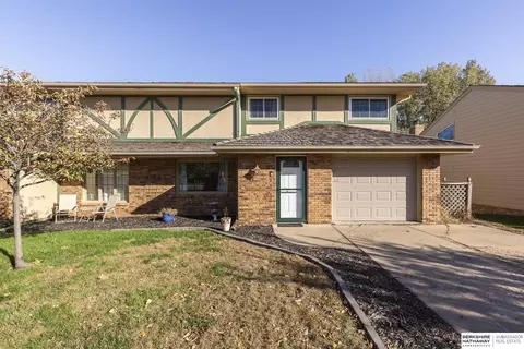 1925 N 123 St, Omaha, NE 68154