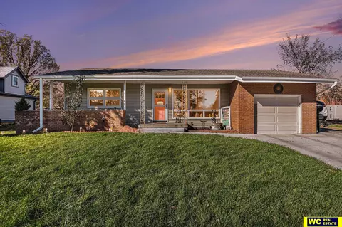 297 N 23 St, Blair, NE 68008