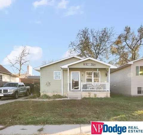 411 W 4th St, Fremont, NE 68025