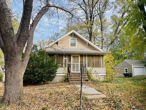 3646 W St, Lincoln, NE 68503