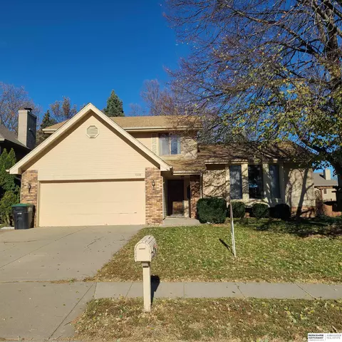 15116 Pepperwood Dr, Omaha, NE 68154