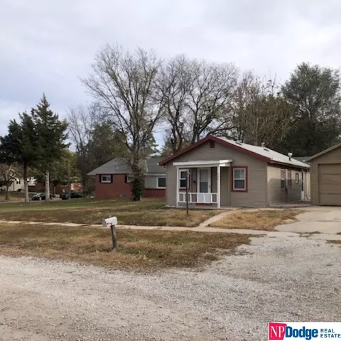 926 N 34 St, Lincoln, NE 68503