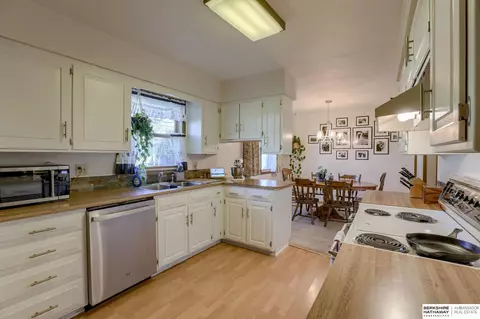 1714 Washington St, Beatrice, NE 68310 photo 9