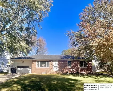 1714 Washington St, Beatrice, NE 68310 photo 3