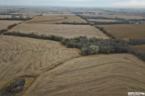 310 Th St, Elmwood, NE 68349