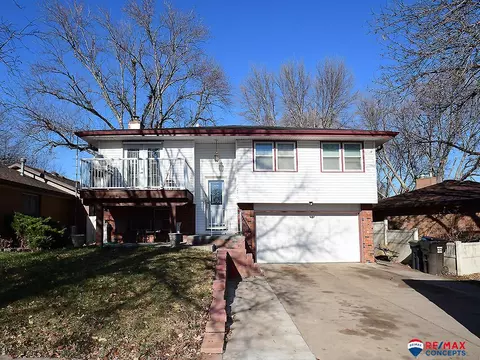 7310 Willow Ave, Lincoln, NE 68507