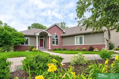1421 N 185 St, Elkhorn, NE 68022